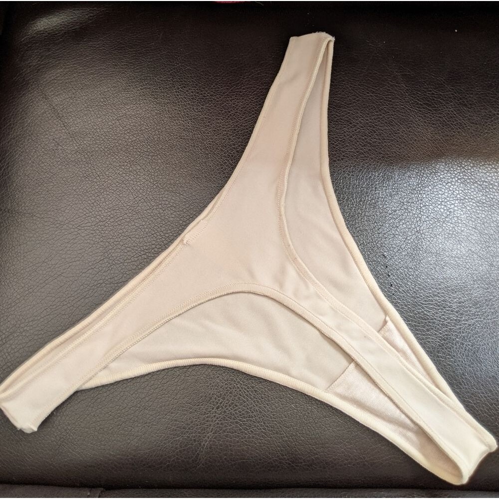 5 for $25! NEW Ladies Nude High Rise Thong Small